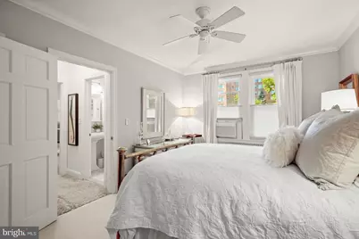 2655 41st Street NW #102, Washington, DC 20007 - Photo 11