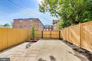 3527 Hertford Pl NW, Washington, DC 20010 - Photo 47