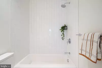 270 15th Street SE #202, Washington, DC 20003 - Photo 27
