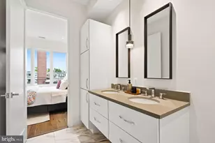 270 15th St SE, Washington, DC 20003 - Photo 21