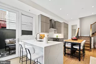 270 15th St SE, Washington, DC 20003 - Photo 9