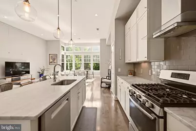 630 14th Street NE #5, Washington, DC 20002 - Photo 9