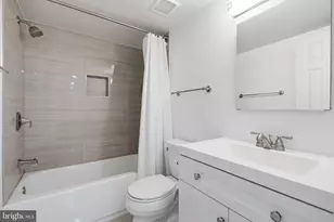 1115 12th St NW, Washington, DC 20005 - Photo 15