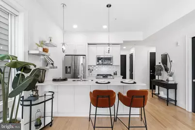 836 Varnum Street NW #201, Washington, DC 20011 - Photo 7
