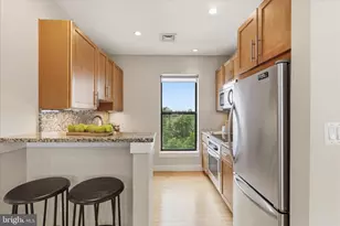 5201 Wisconsin Ave NW, Washington, DC 20015 - Photo 9