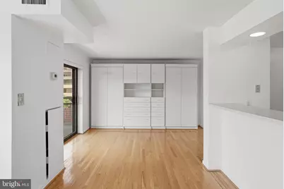 2111 Wisconsin Avenue NW #524, Washington, DC 20007 - Photo 7