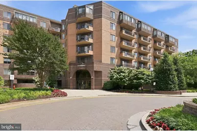 2111 Wisconsin Avenue NW #524, Washington, DC 20007 - Photo 19