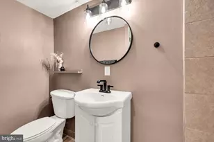 908 Girard St NE, Washington, DC 20017 - Photo 39