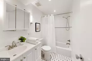 1313 Vermont Ave NW, Washington, DC 20005 - Photo 17