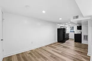 508 Kenyon St NW, Washington, DC 20010 - Photo 29