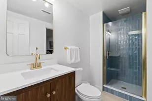 6213 Nebraska Ave NW, Washington, DC 20015 - Photo 9