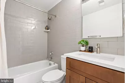 1811 Wyoming Avenue NW #21, Washington, DC 20009 - Photo 11