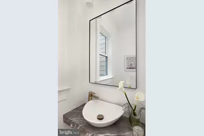 1241 4th Street NW, Washington, DC 20001 - Photo 11