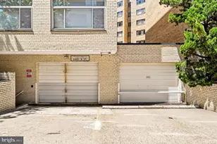 2401 H St NW, Washington, DC 20037 - Photo 19
