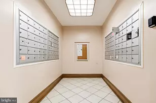 2401 H St NW, Washington, DC 20037 - Photo 17