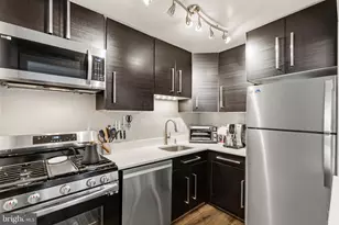 2401 H St NW, Washington, DC 20037 - Photo 11