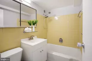 5410 Connecticut Ave NW, Washington, DC 20015 - Photo 11
