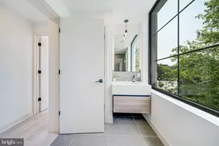 2901 Newark St NW, Washington, DC 20008 - Photo 17