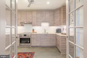 1662 Beekman Pl NW, Washington, DC 20009 - Photo 3