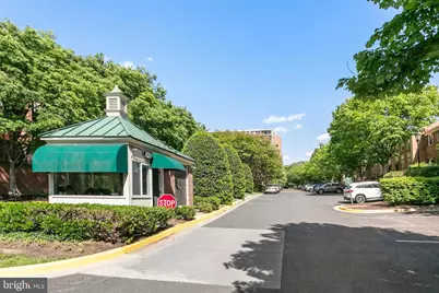 3295 Sutton Place NW #D, Washington, DC 20016 - Photo 23