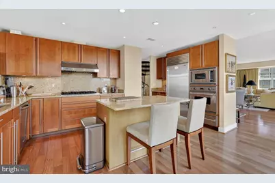 2425 L Street NW #939, Washington, DC 20037 - Photo 17