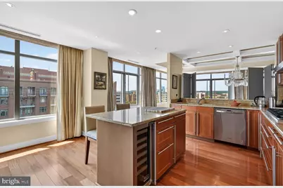 2425 L Street NW #939, Washington, DC 20037 - Photo 47