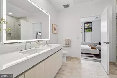 2601 Calvert Street NW #0131, Washington, DC 20008 - Photo 17