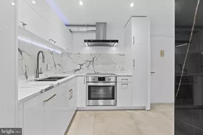 2320 Wisconsin Avenue NW #202, Washington, DC 20007 - Photo 5