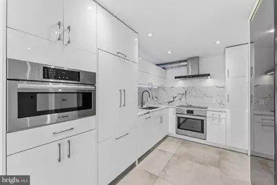 2320 Wisconsin Avenue NW #202, Washington, DC 20007 - Photo 3