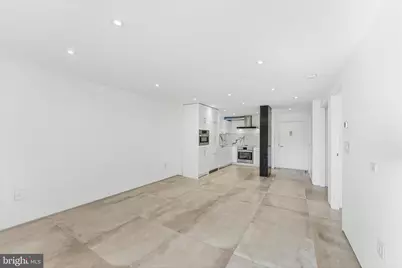 2320 Wisconsin Avenue NW #202, Washington, DC 20007 - Photo 9