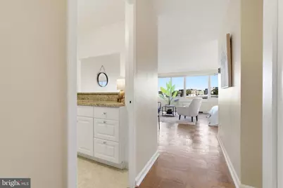 1330 New Hampshire Avenue NW #622, Washington, DC 20036 - Photo 17