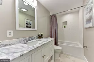 1453 Girard St NW, Washington, DC 20009 - Photo 17