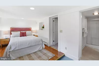1609 G Street SE, Washington, DC 20003 - Photo 33