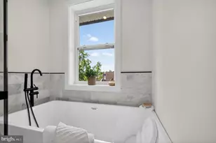 1324 Farragut St NW, Washington, DC 20011 - Photo 37