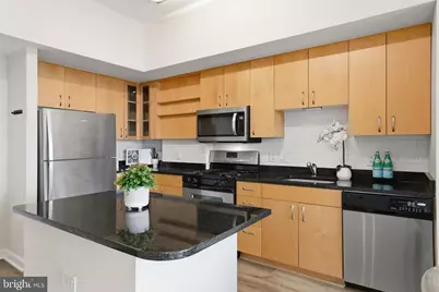 475 K Street NW #1229, Washington, DC 20001 - Photo 5