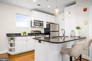 304 Q St NW, Washington, DC 20001 - Photo 9