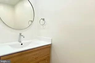 1225 O St NW, Washington, DC 20005 - Photo 5