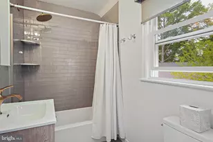 3305 Chestnut St NW, Washington, DC 20015 - Photo 19