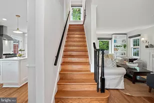 3305 Chestnut St NW, Washington, DC 20015 - Photo 3