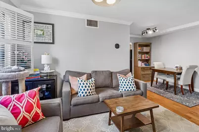 3817 Davis Place NW #1, Washington, DC 20007 - Photo 5