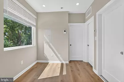 1307 K Street SE #301, Washington, DC 20003 - Photo 7