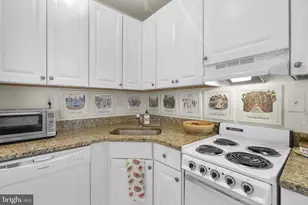 2515 P St NW, Washington, DC 20007 - Photo 17