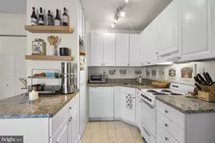 2515 P St NW, Washington, DC 20007 - Photo 15