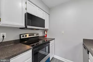 1308 Clifton St NW, Washington, DC 20009 - Photo 11