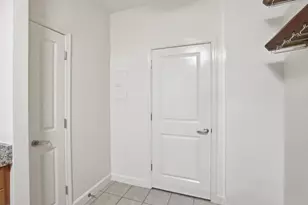 1111 25th St NW, Washington, DC 20037 - Photo 9