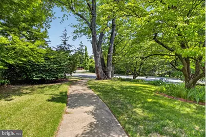 5028 Massachusetts Avenue NW, Washington, DC 20016 - Photo 5