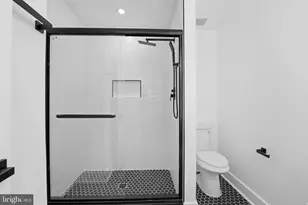 129 Hamilton St NW, Washington, DC 20011 - Photo 27