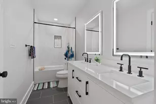 615 Irving St NW, Washington, DC 20010 - Photo 17