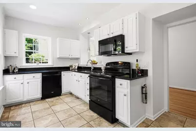 3315 Dent Place NW, Washington, DC 20007 - Photo 13