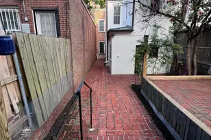 947 25th St NW, Washington, DC 20037 - Photo 11